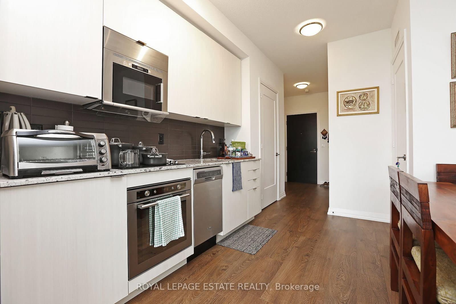 101 Erskine Avenue, Unit 510 thumbnail 6