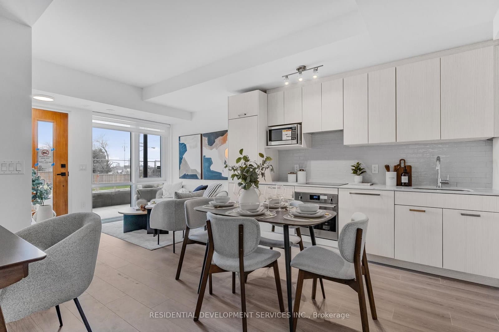 69 Curlew Drive, Unit 137 thumbnail 2