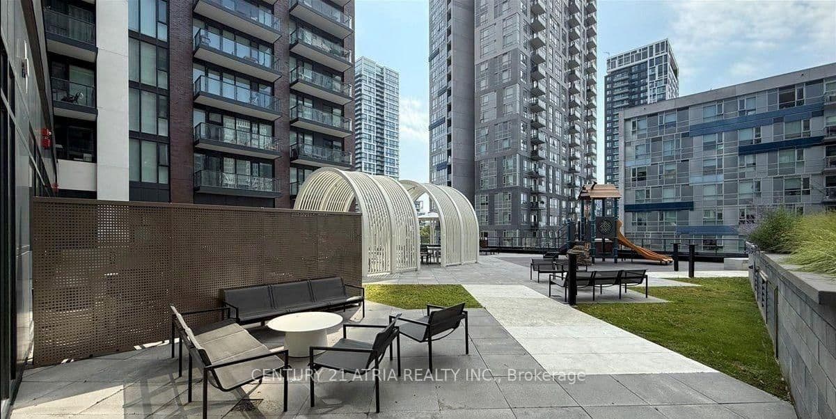 130 River Street, Unit 2010 thumbnail 5