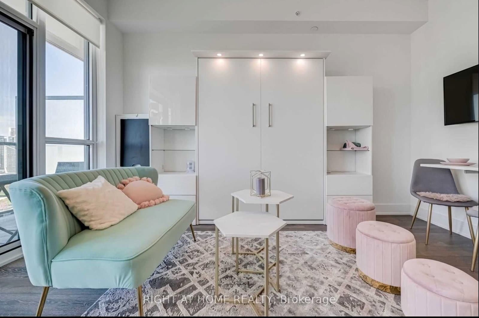 38 Iannuzzi Street, Unit Uph02 thumbnail 3