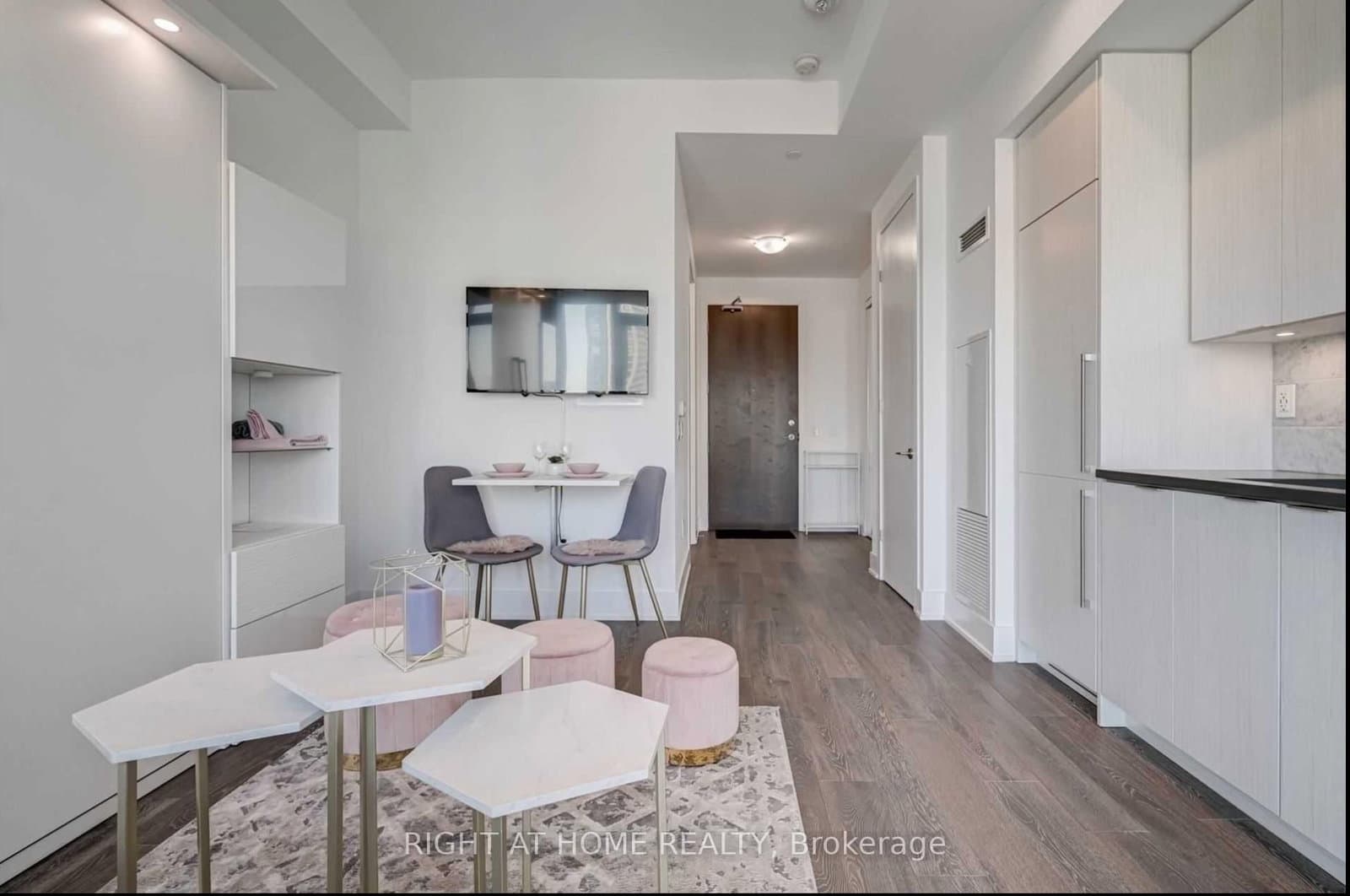 38 Iannuzzi Street, Unit Uph02 thumbnail 8