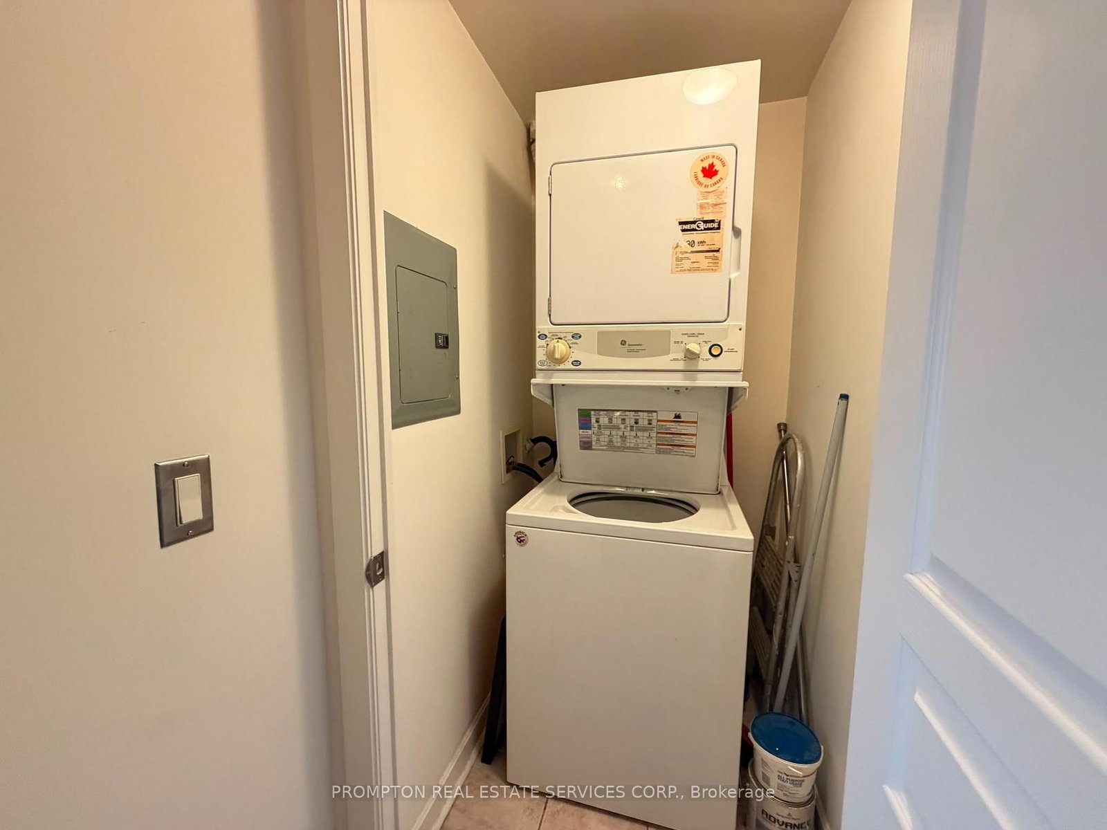 438 Richmond Street W, Unit 1107 thumbnail 4