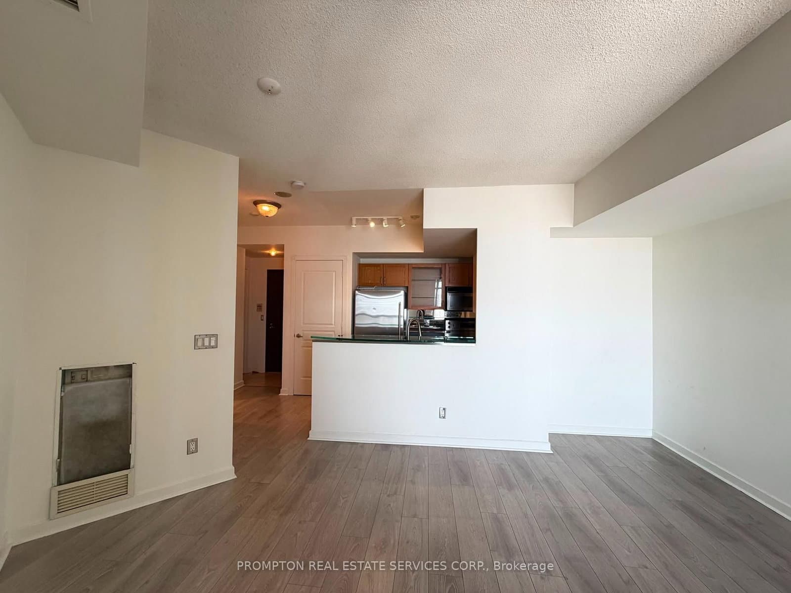 438 Richmond Street W, Unit 1107 thumbnail 9