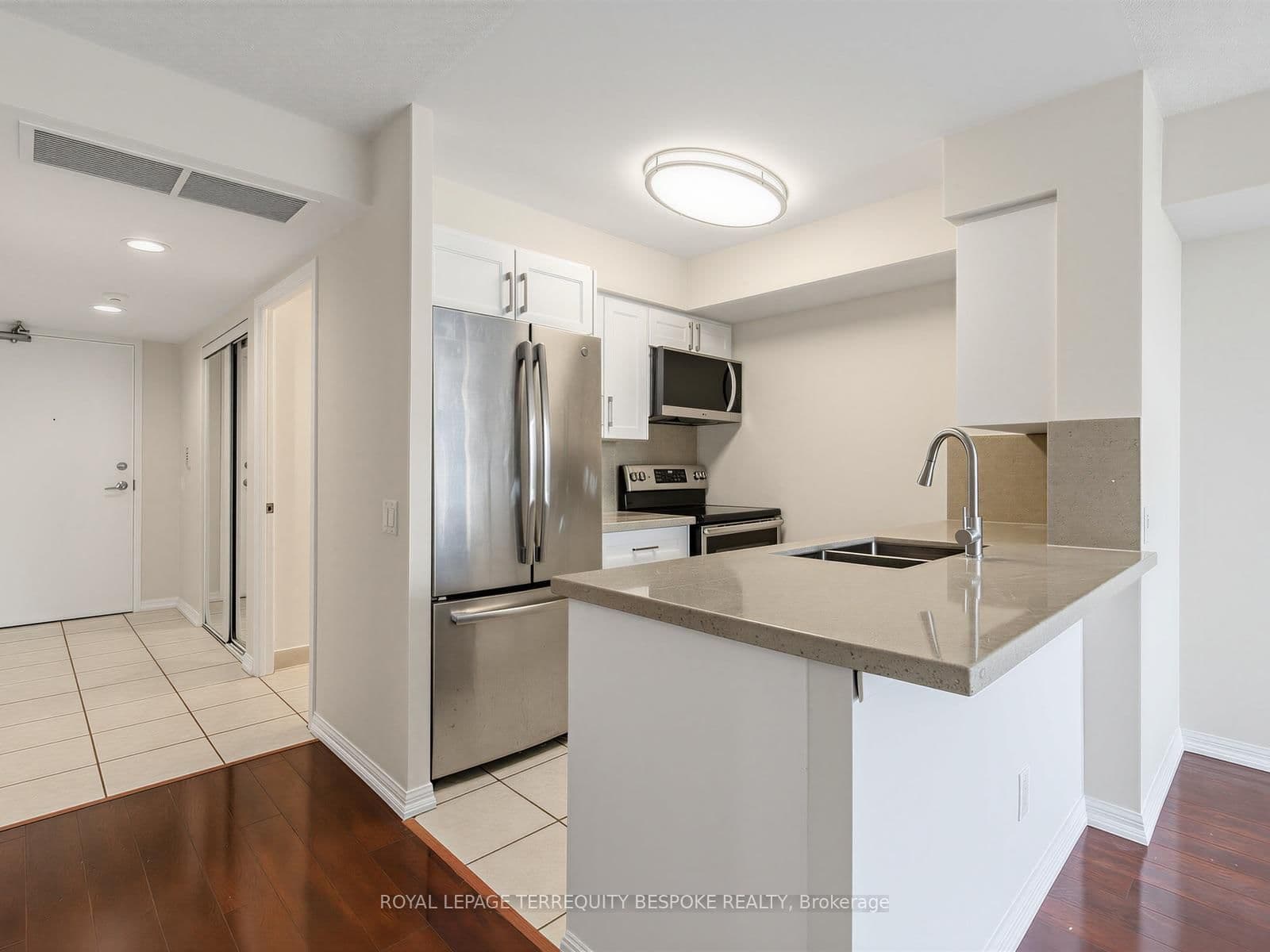 153 Beecroft Road, Unit 2815 thumbnail 9