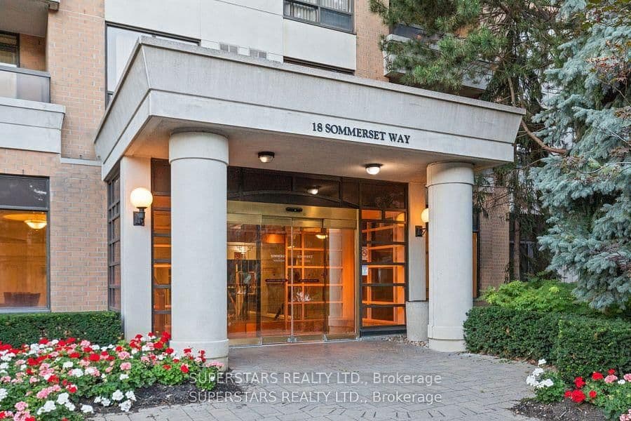 18 Sommerset Way, Unit 1111 thumbnail 2