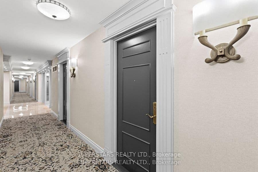 18 Sommerset Way, Unit 1111 thumbnail 4