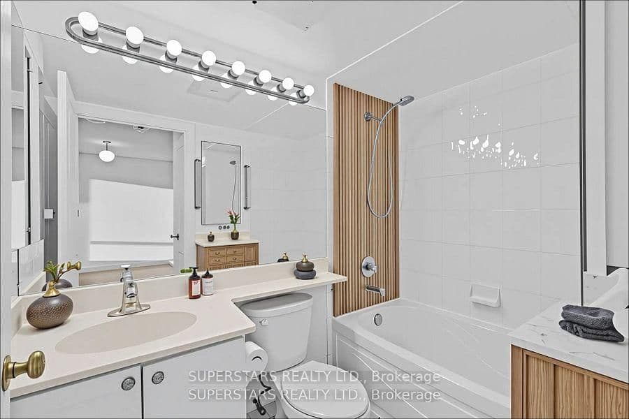 18 Sommerset Way, Unit 1111 thumbnail 9