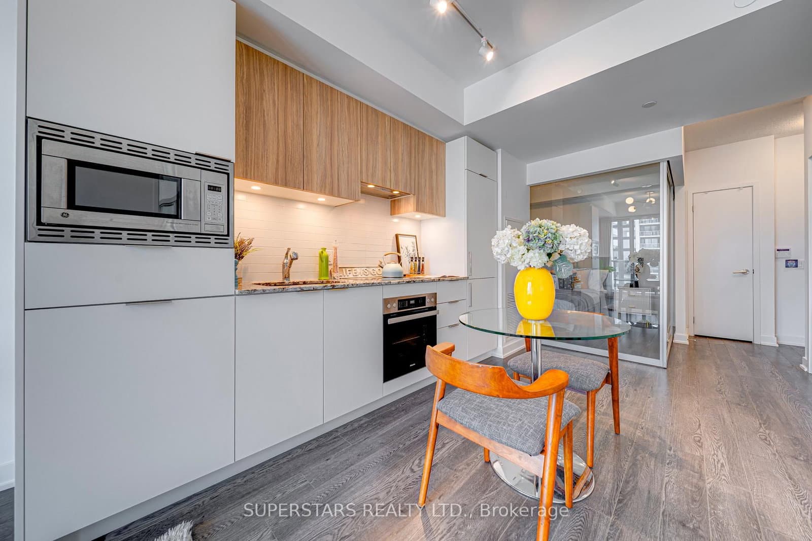 50 O'Neill Road, Unit 1001 thumbnail 4