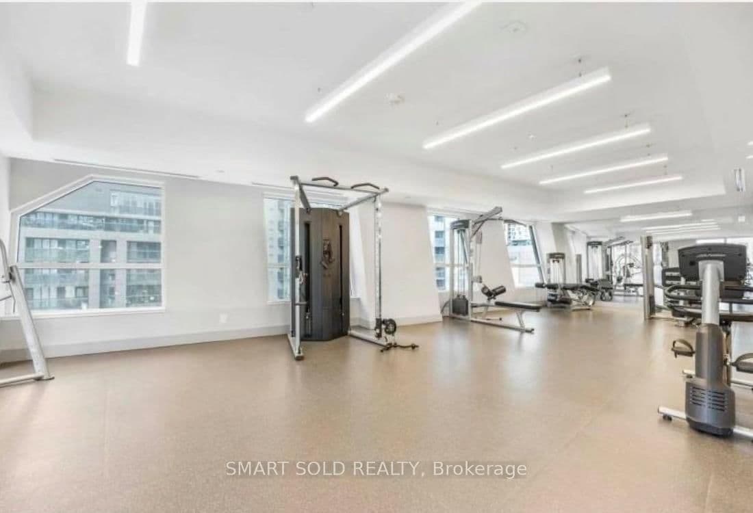 99 John Street, Unit 2303 thumbnail 13