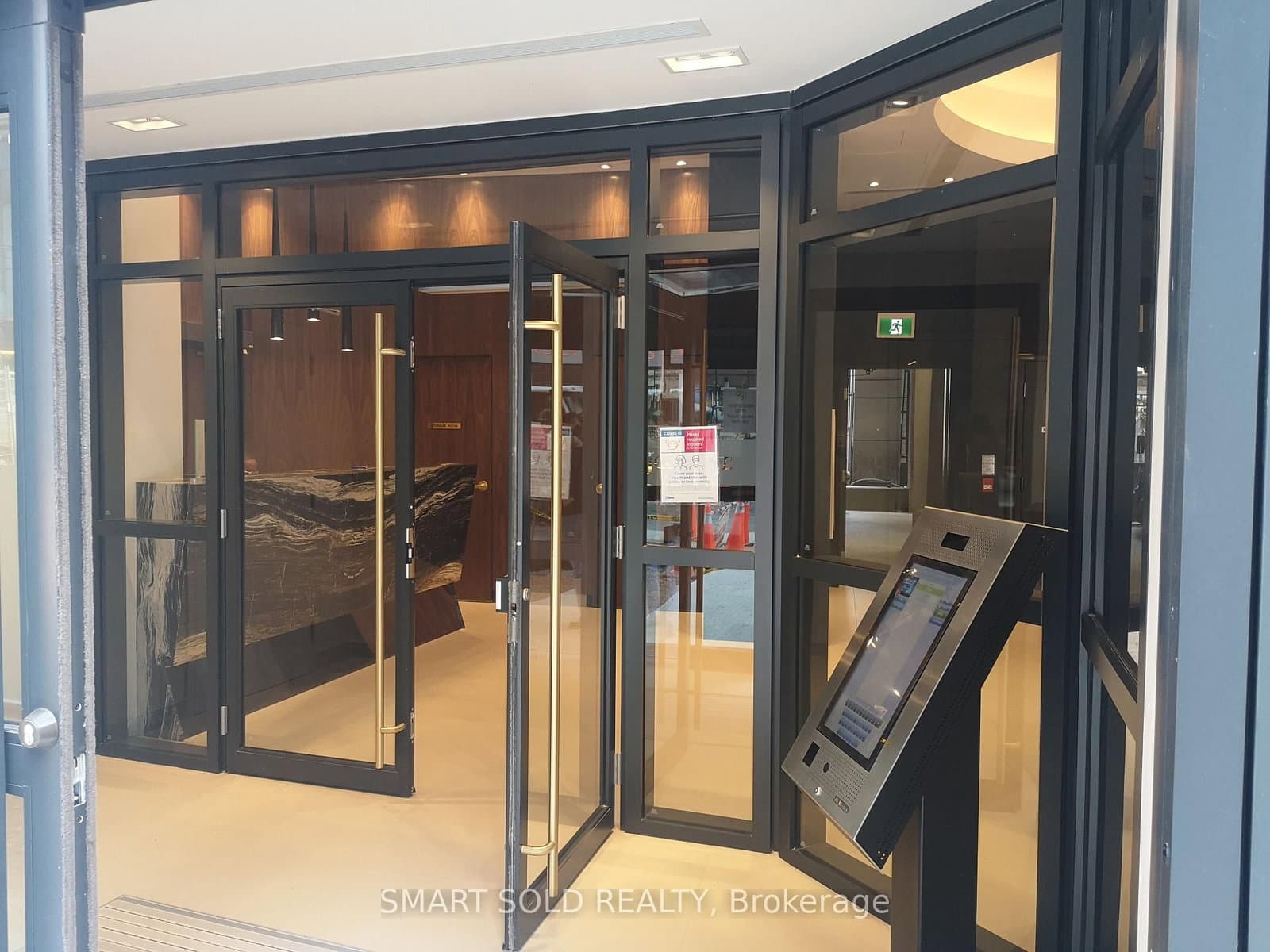 99 John Street, Unit 2303 thumbnail 14