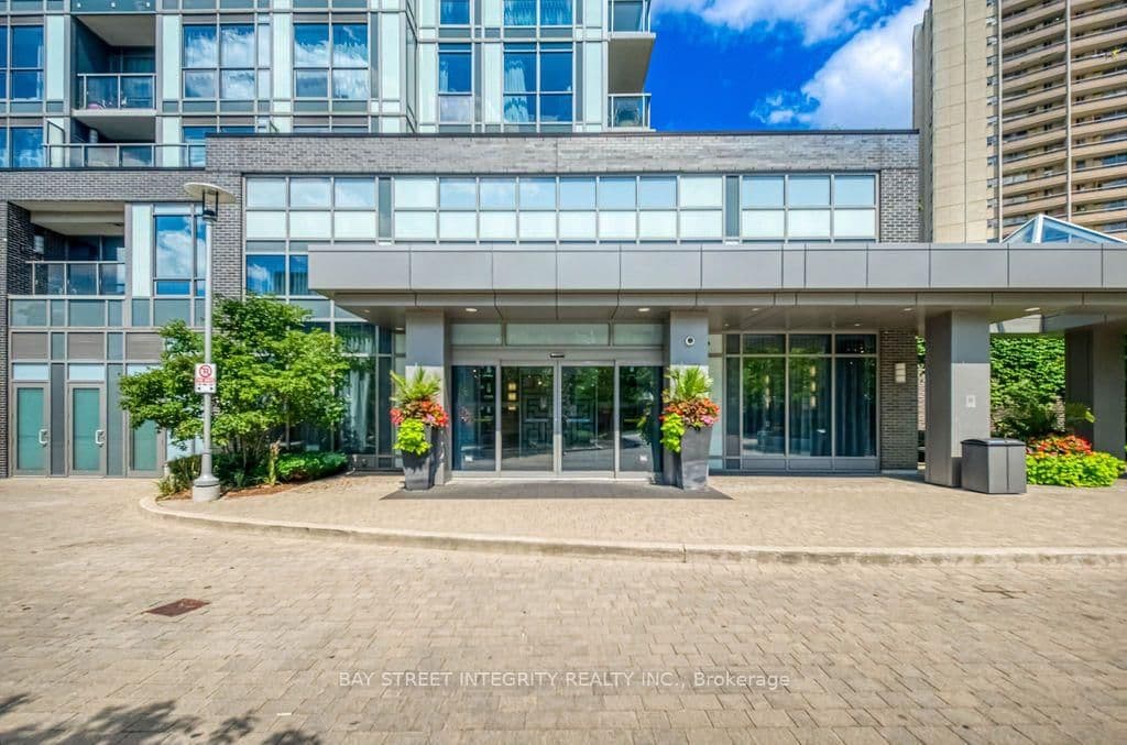 18 Graydon Hall Drive, Unit 909 thumbnail 3