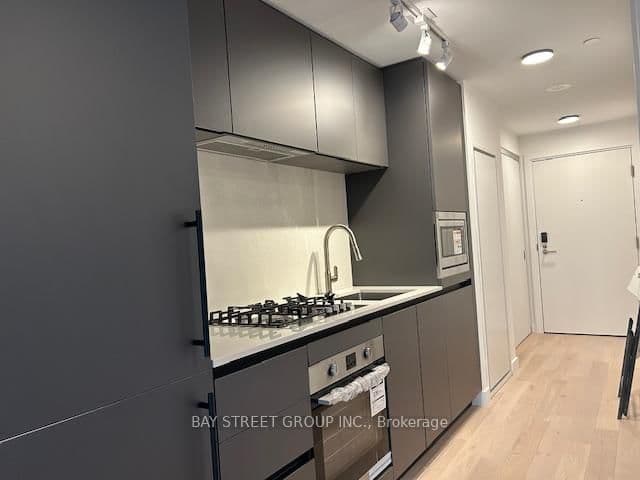 1720 Bayview Avenue, Unit 225 thumbnail 6