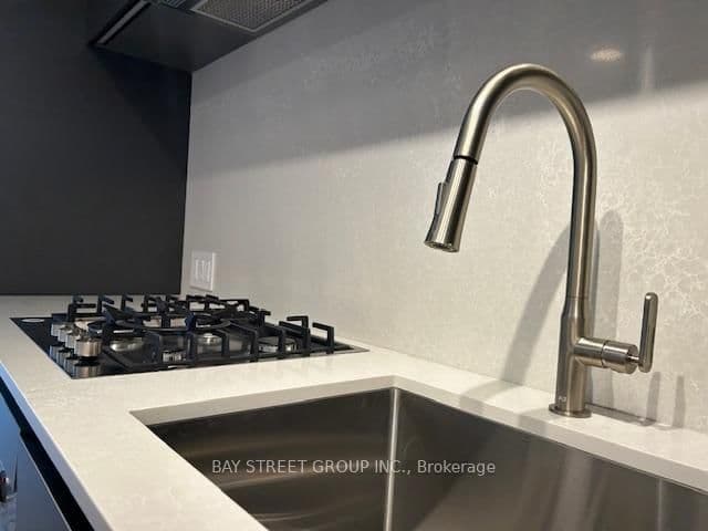 1720 Bayview Avenue, Unit 225 thumbnail 7