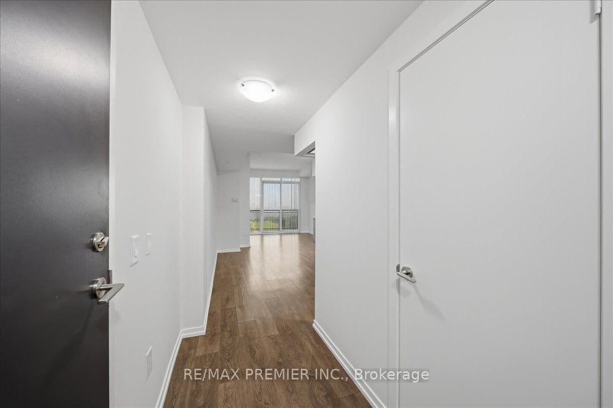 3237 Bayview Avenue, Unit 1306 thumbnail 3