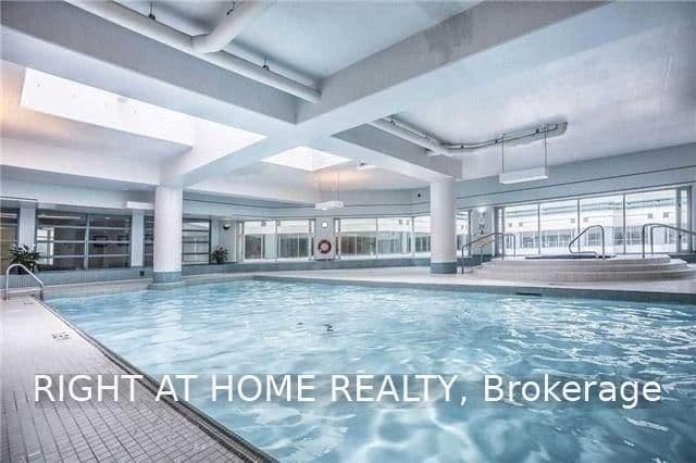 10 Queens Quay W, Unit 1712 thumbnail 11