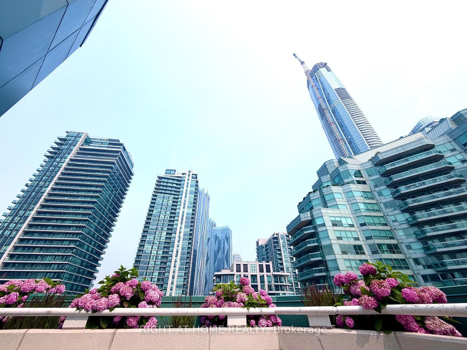 10 Queens Quay W, Unit 1712 thumbnail 2