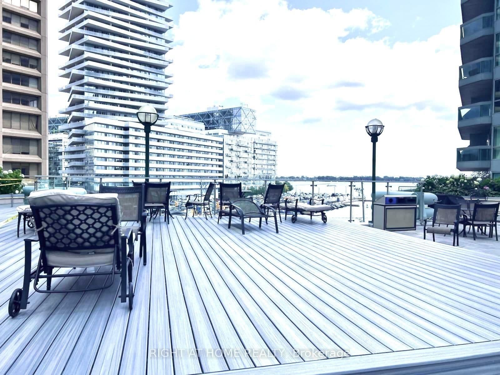 10 Queens Quay W, Unit 1712 thumbnail 22