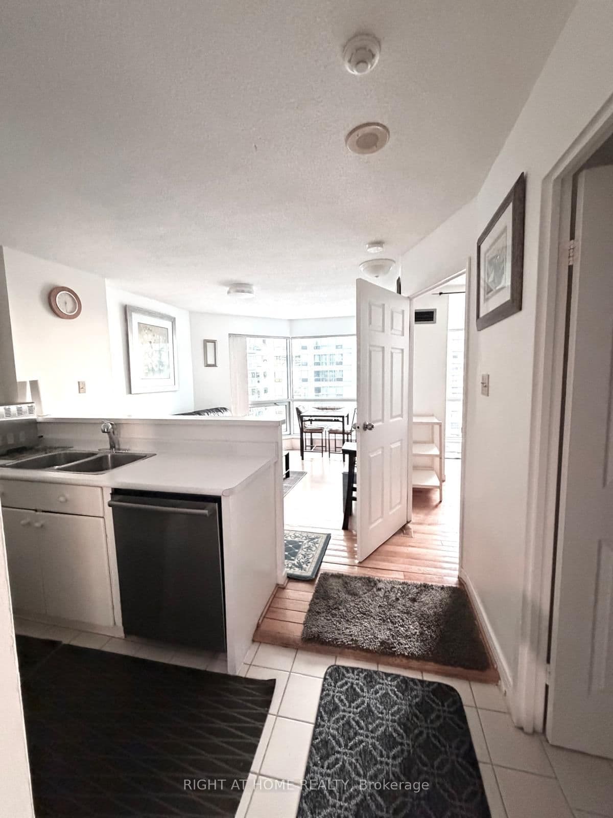 10 Queens Quay W, Unit 1712 thumbnail 31