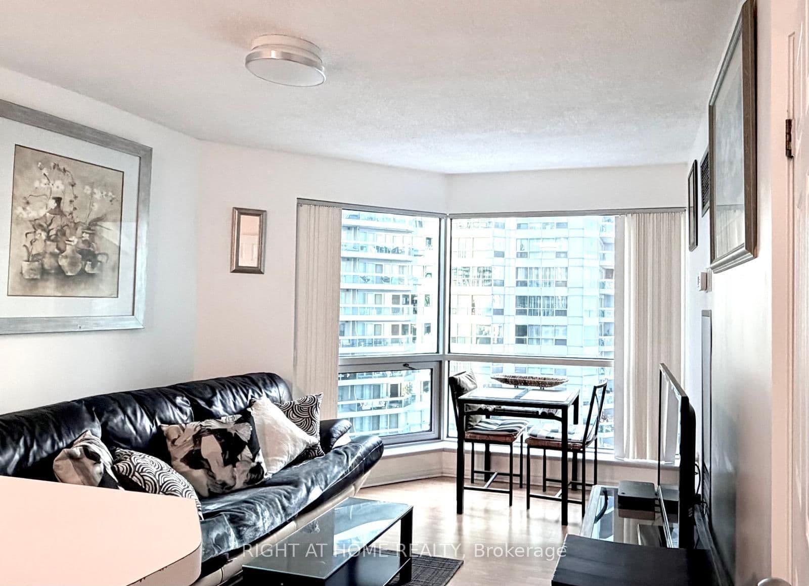 10 Queens Quay W, Unit 1712 thumbnail 6