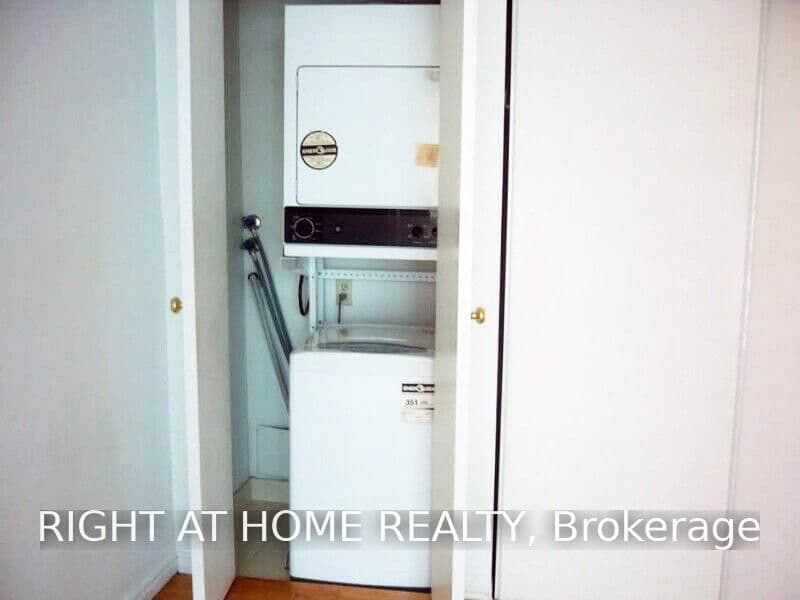 10 Queens Quay W, Unit 1712 thumbnail 8