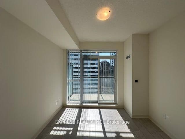 4955 Yonge Street, Unit 1816 thumbnail 5