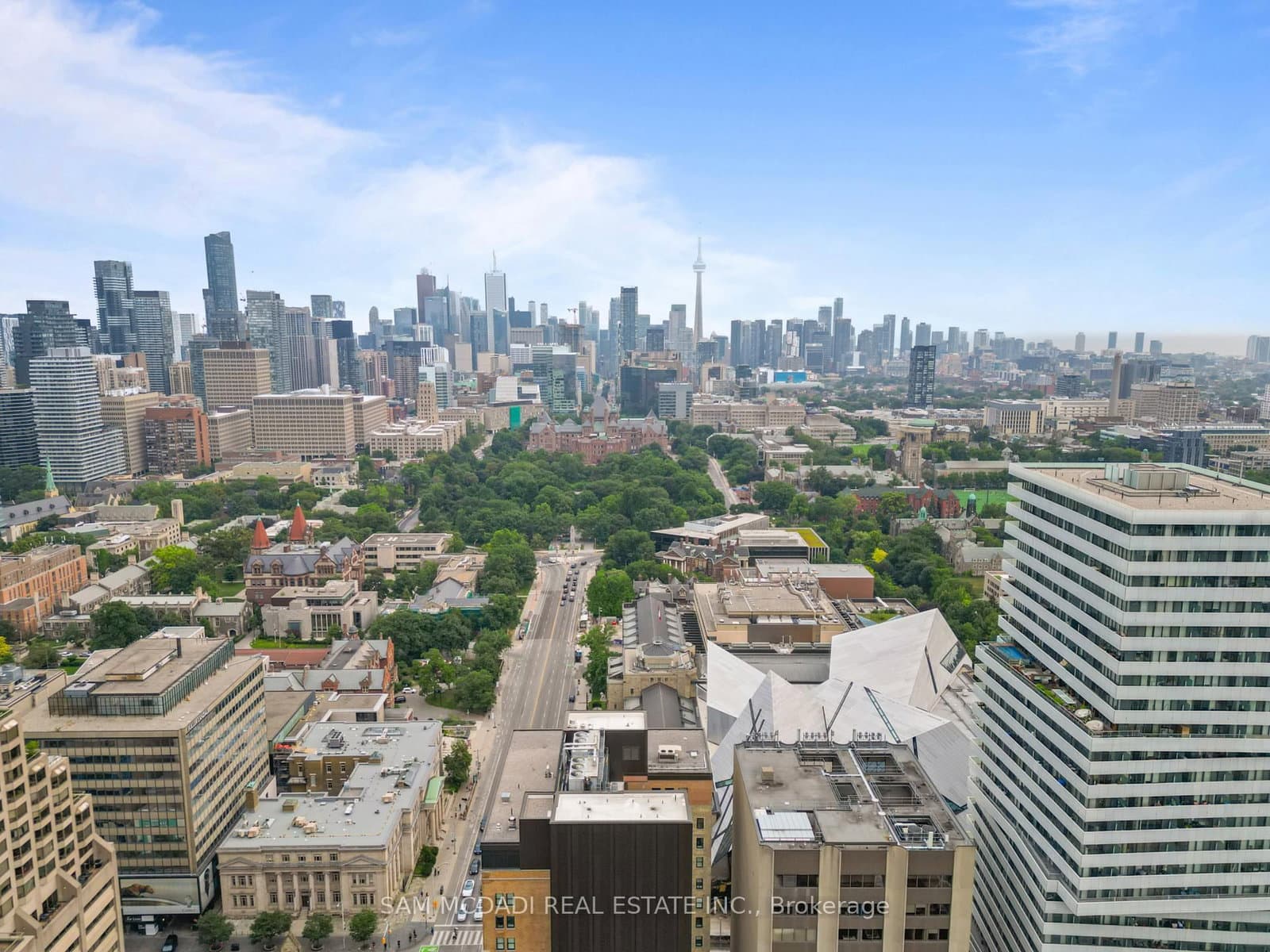 155 Yorkville Avenue, Unit 704 thumbnail 17