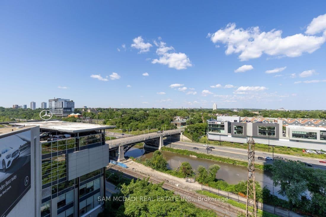 5 Defries Street, Unit 801 thumbnail 19