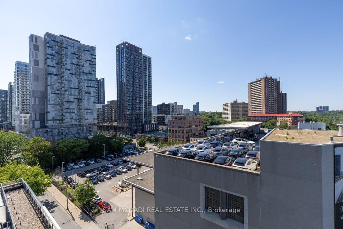 5 Defries Street, Unit 801 thumbnail 20