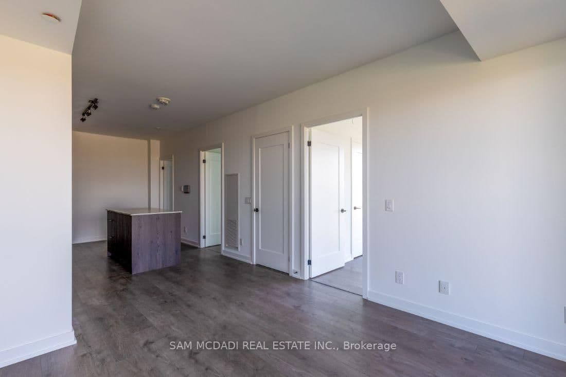 5 Defries Street, Unit 801 thumbnail 28