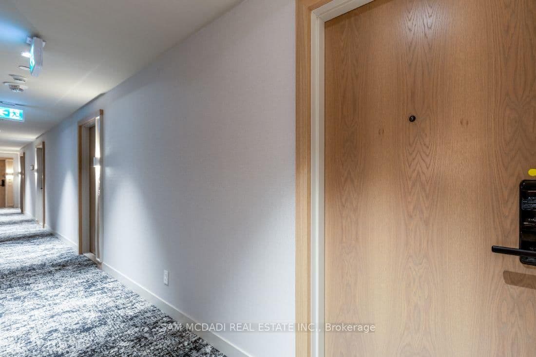 5 Defries Street, Unit 801 thumbnail 7