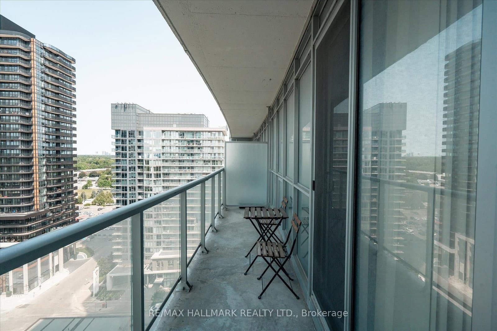 121 Mcmahon Drive, Unit 2110 thumbnail 24
