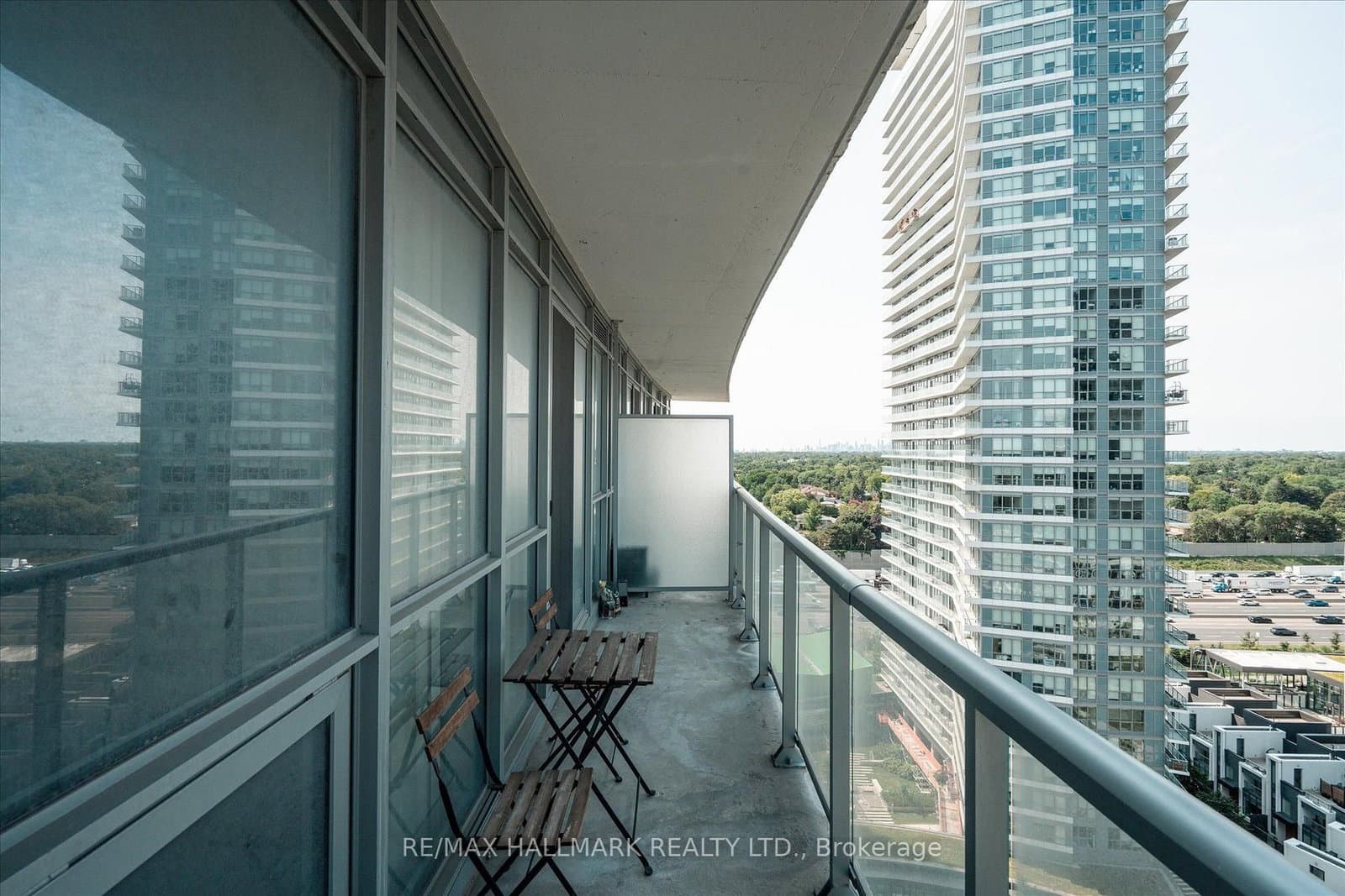 121 Mcmahon Drive, Unit 2110 thumbnail 26