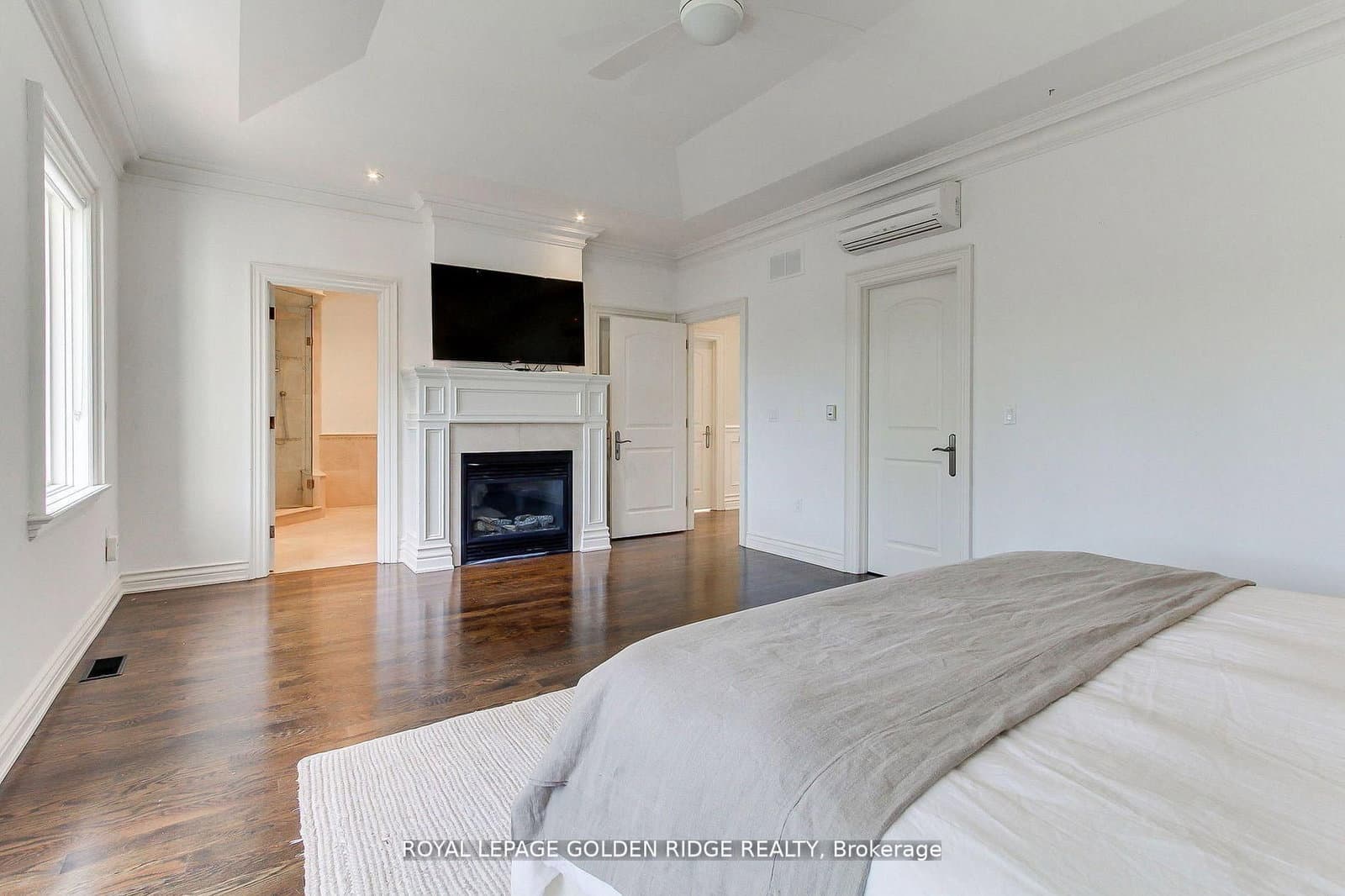 99 Bannockburn Avenue thumbnail 16