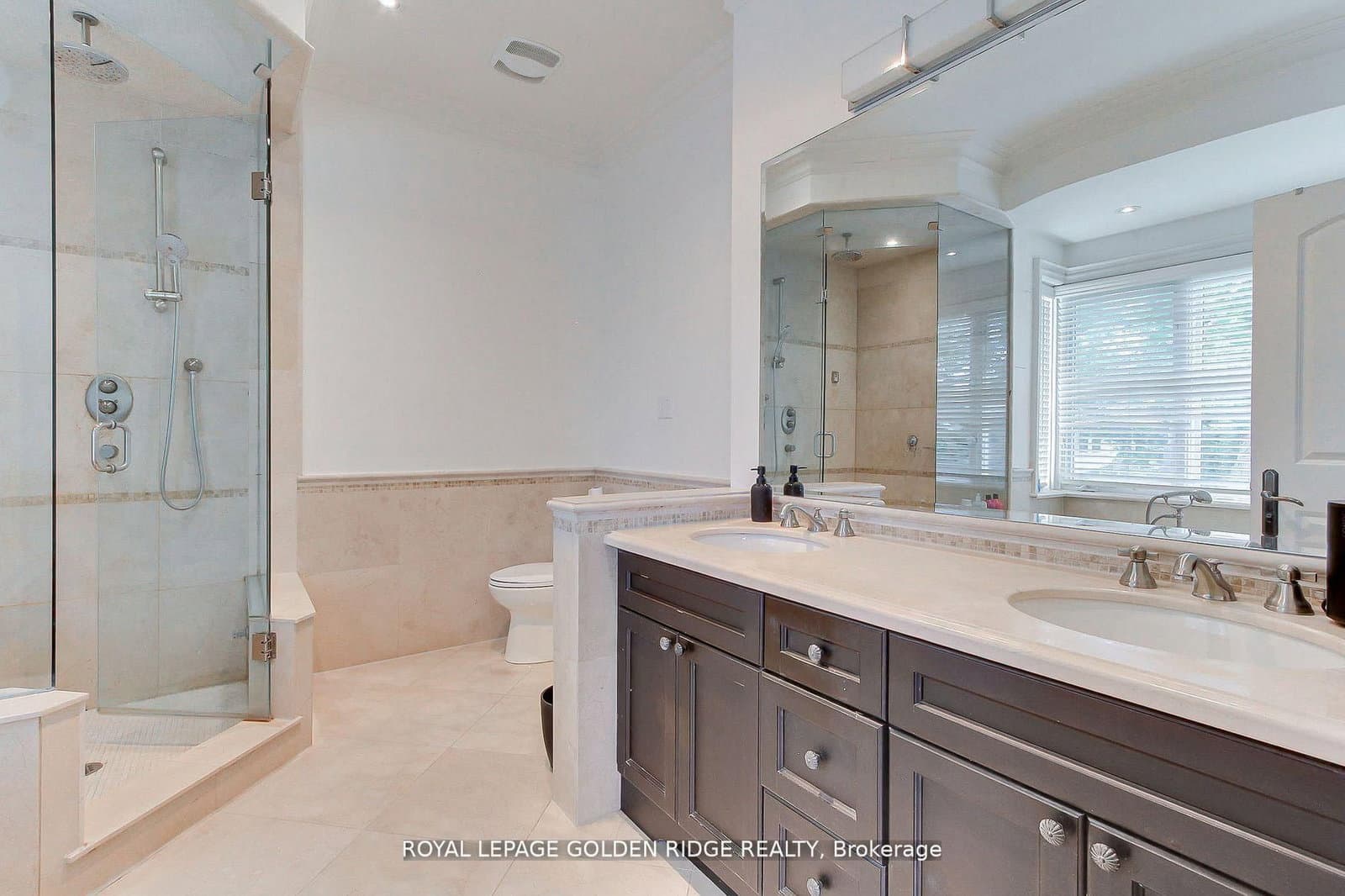 99 Bannockburn Avenue thumbnail 17