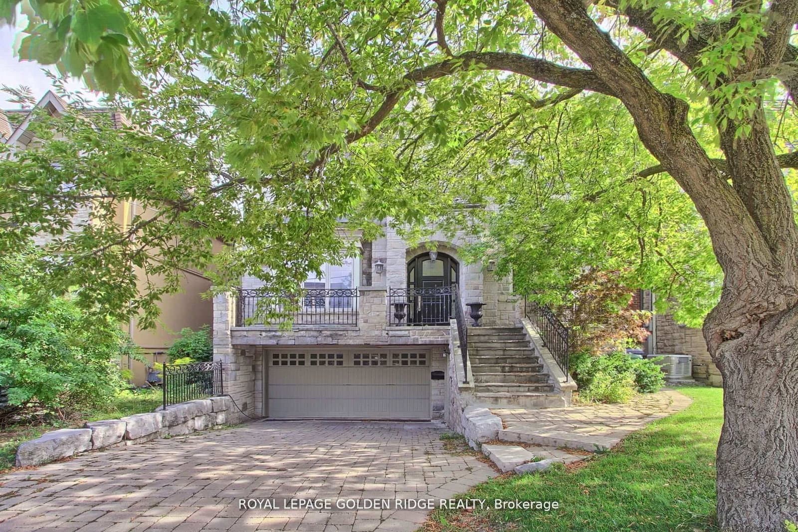 99 Bannockburn Avenue thumbnail 2
