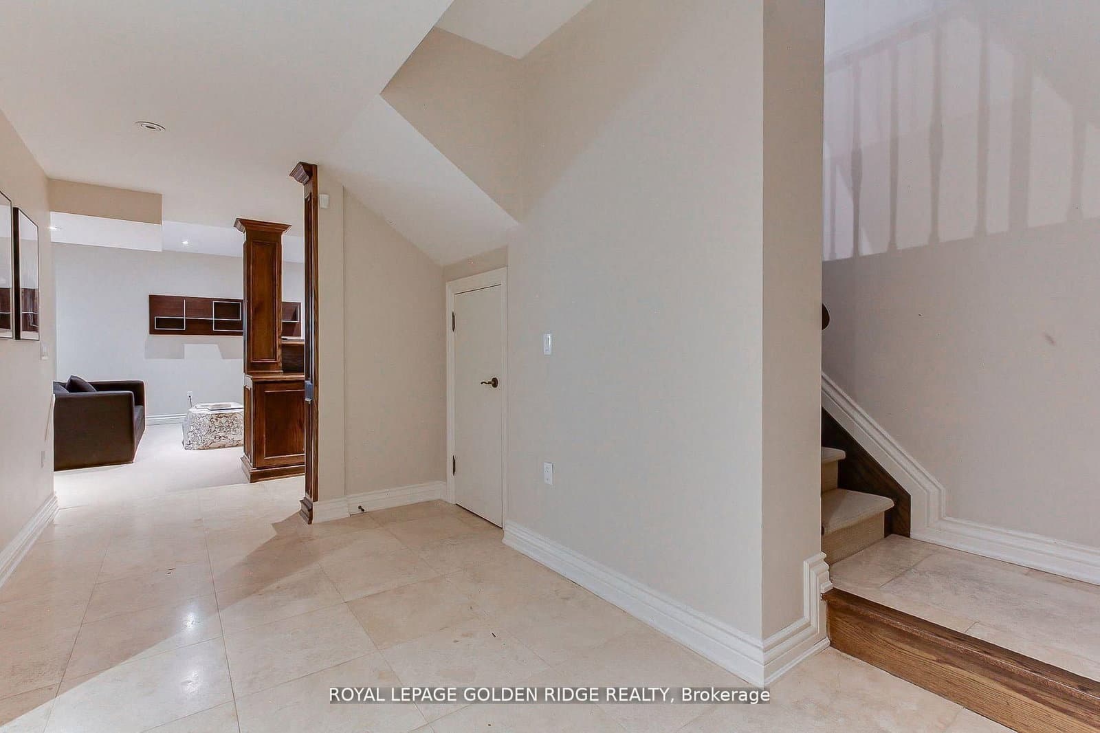 99 Bannockburn Avenue thumbnail 25