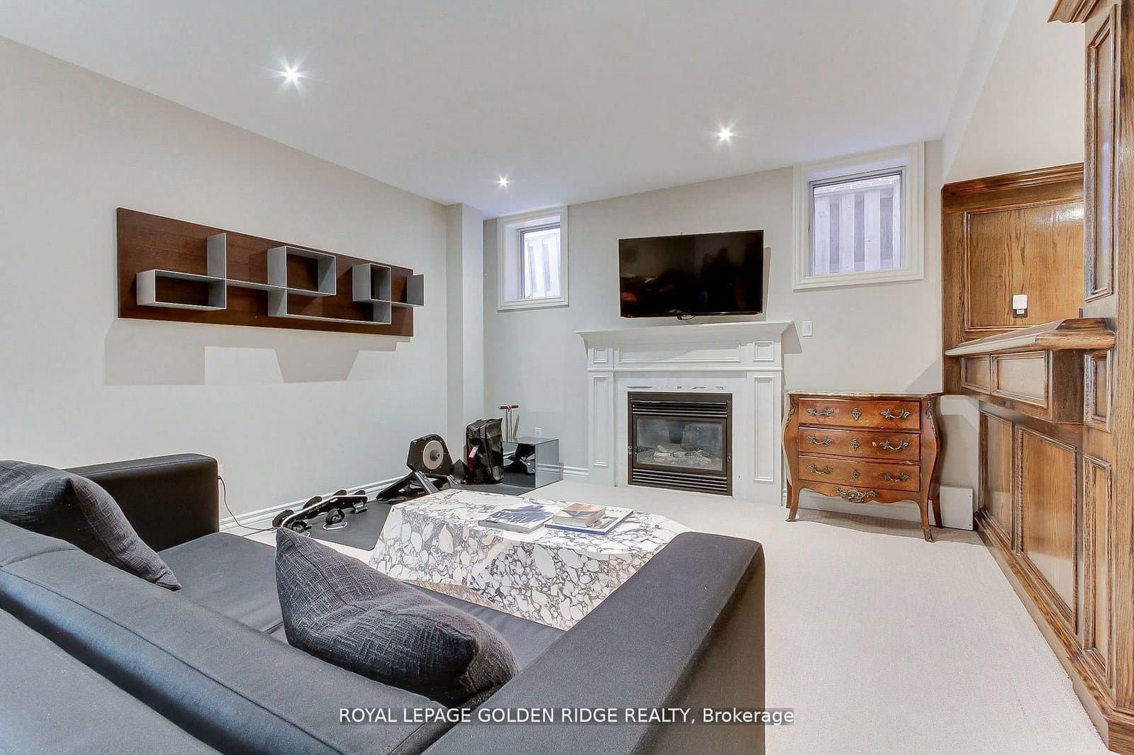99 Bannockburn Avenue thumbnail 27