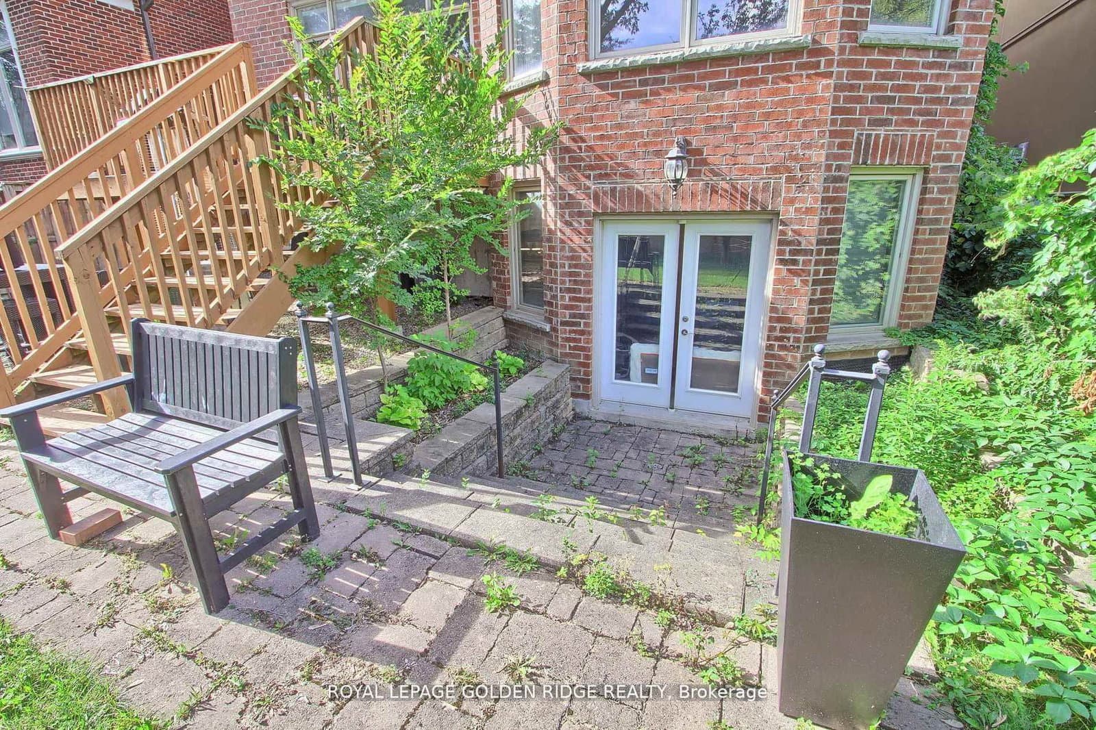 99 Bannockburn Avenue thumbnail 32