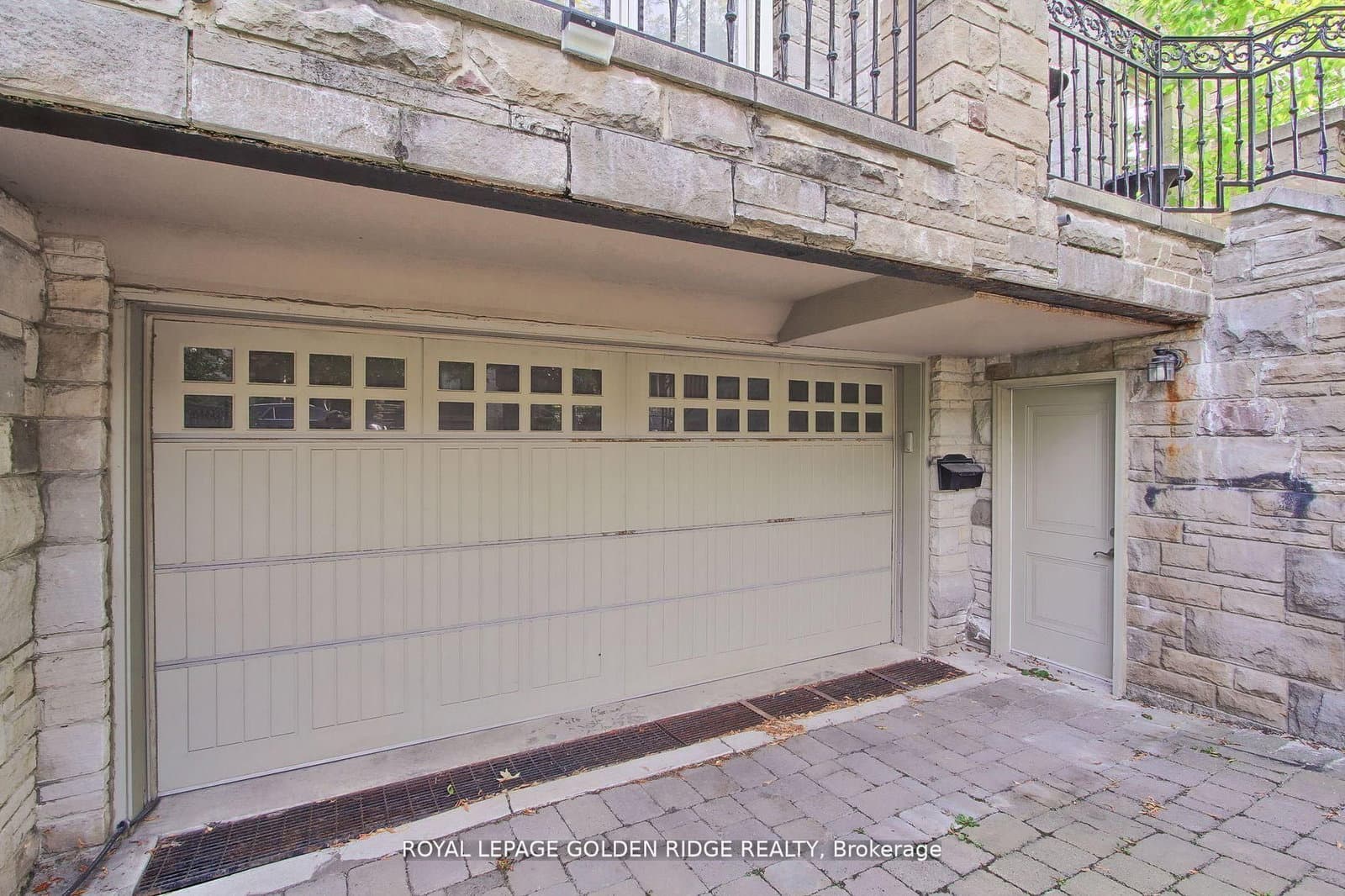 99 Bannockburn Avenue thumbnail 34