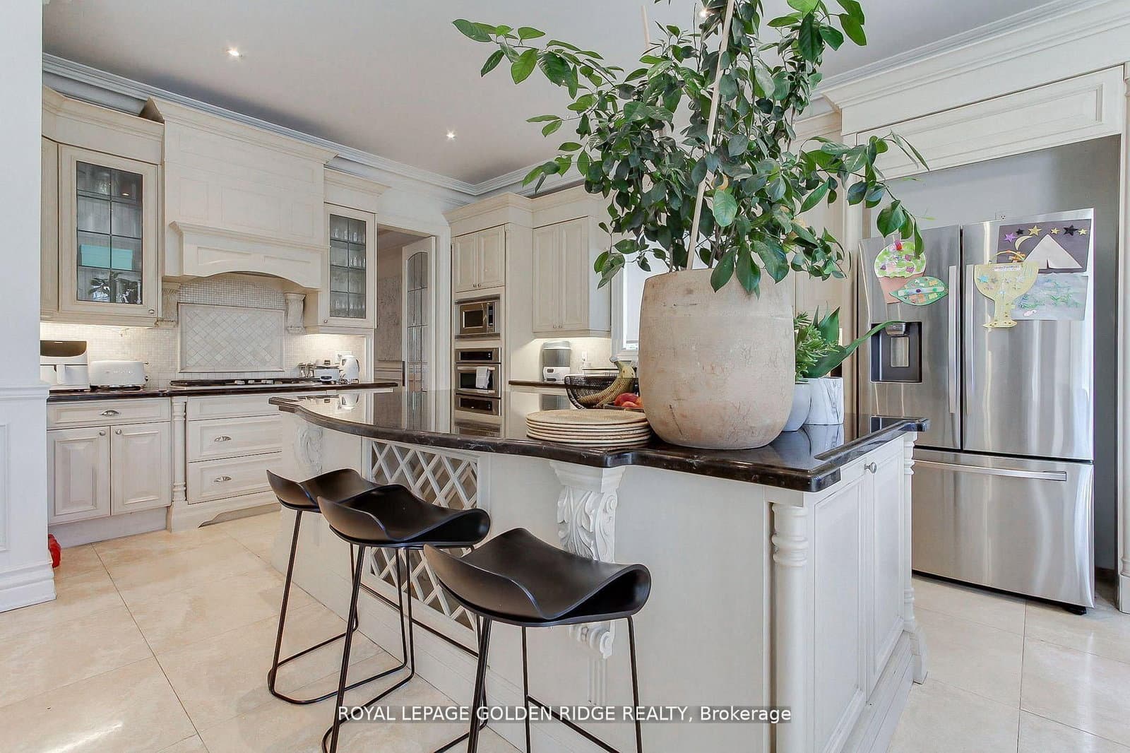 99 Bannockburn Avenue thumbnail 6