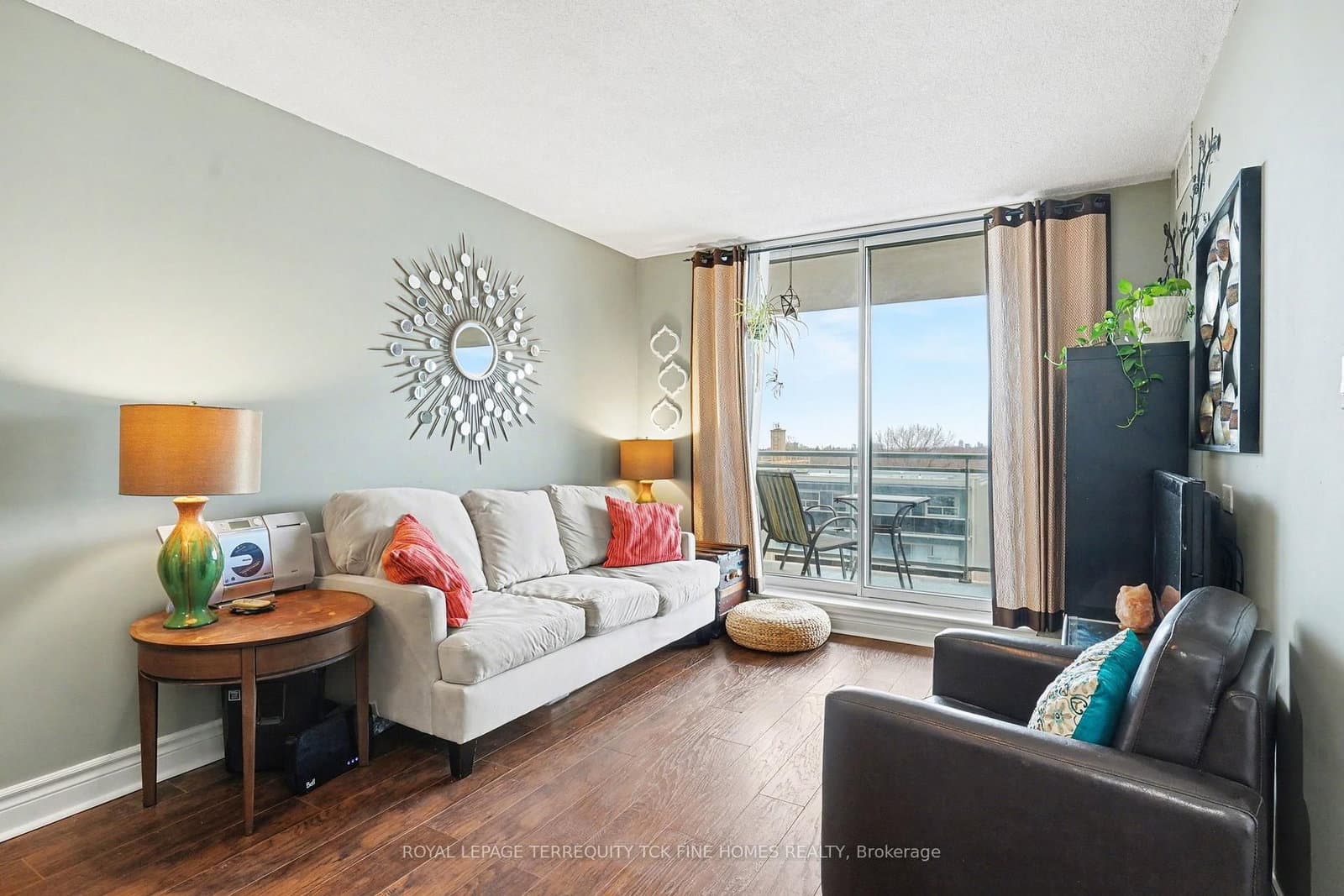 398 Eglinton Avenue E, Unit 1009 thumbnail 14