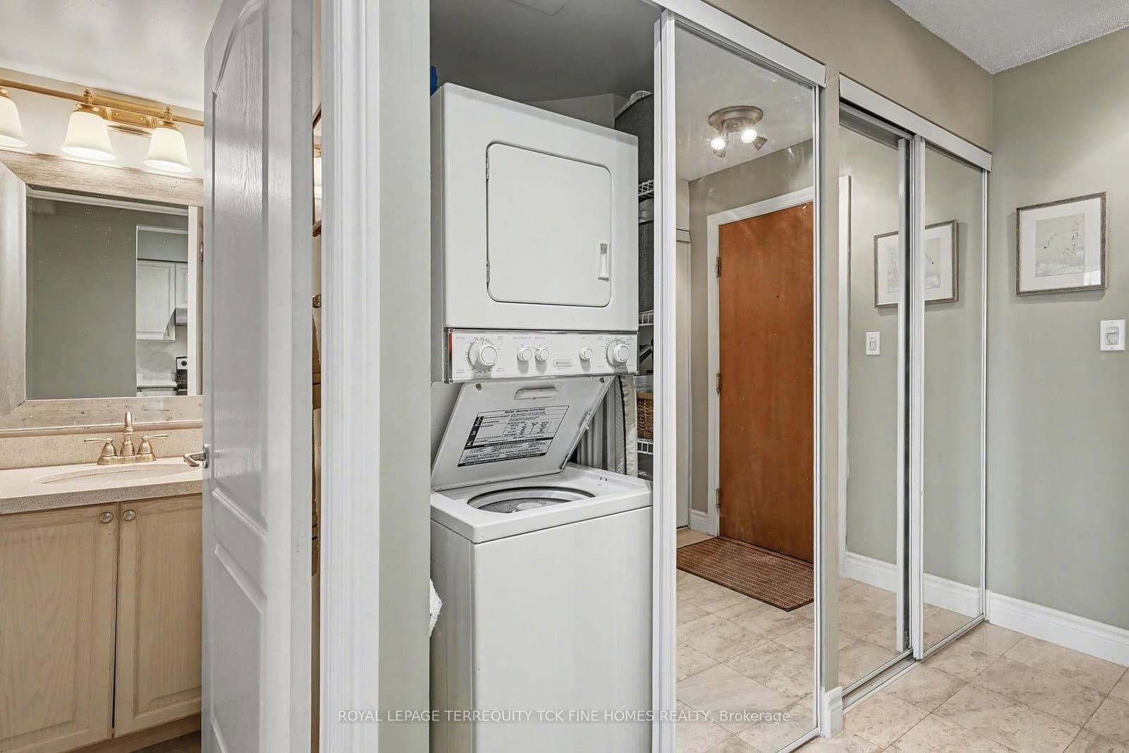 398 Eglinton Avenue E, Unit 1009 thumbnail 18
