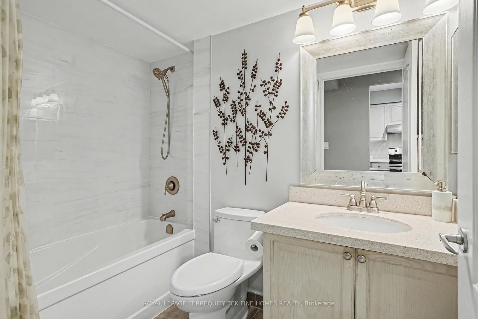 398 Eglinton Avenue E, Unit 1009 thumbnail 21