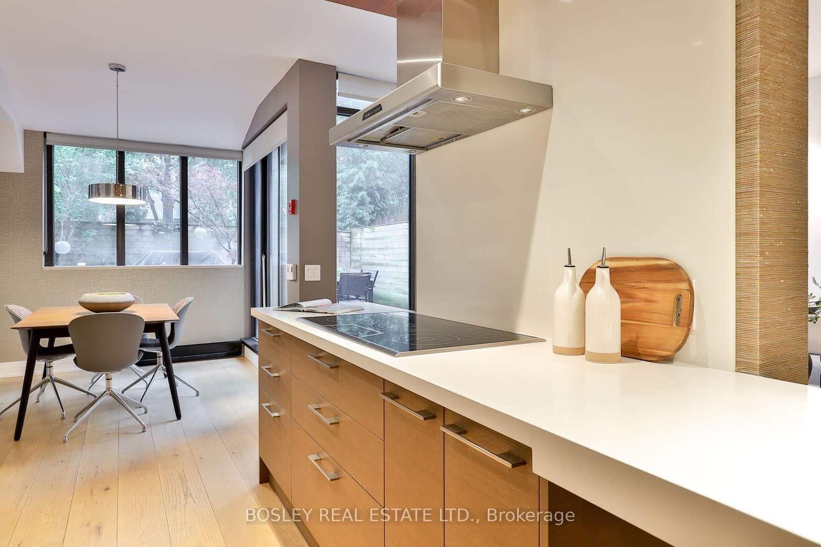 40 Oaklands Avenue, Unit 107 thumbnail 13
