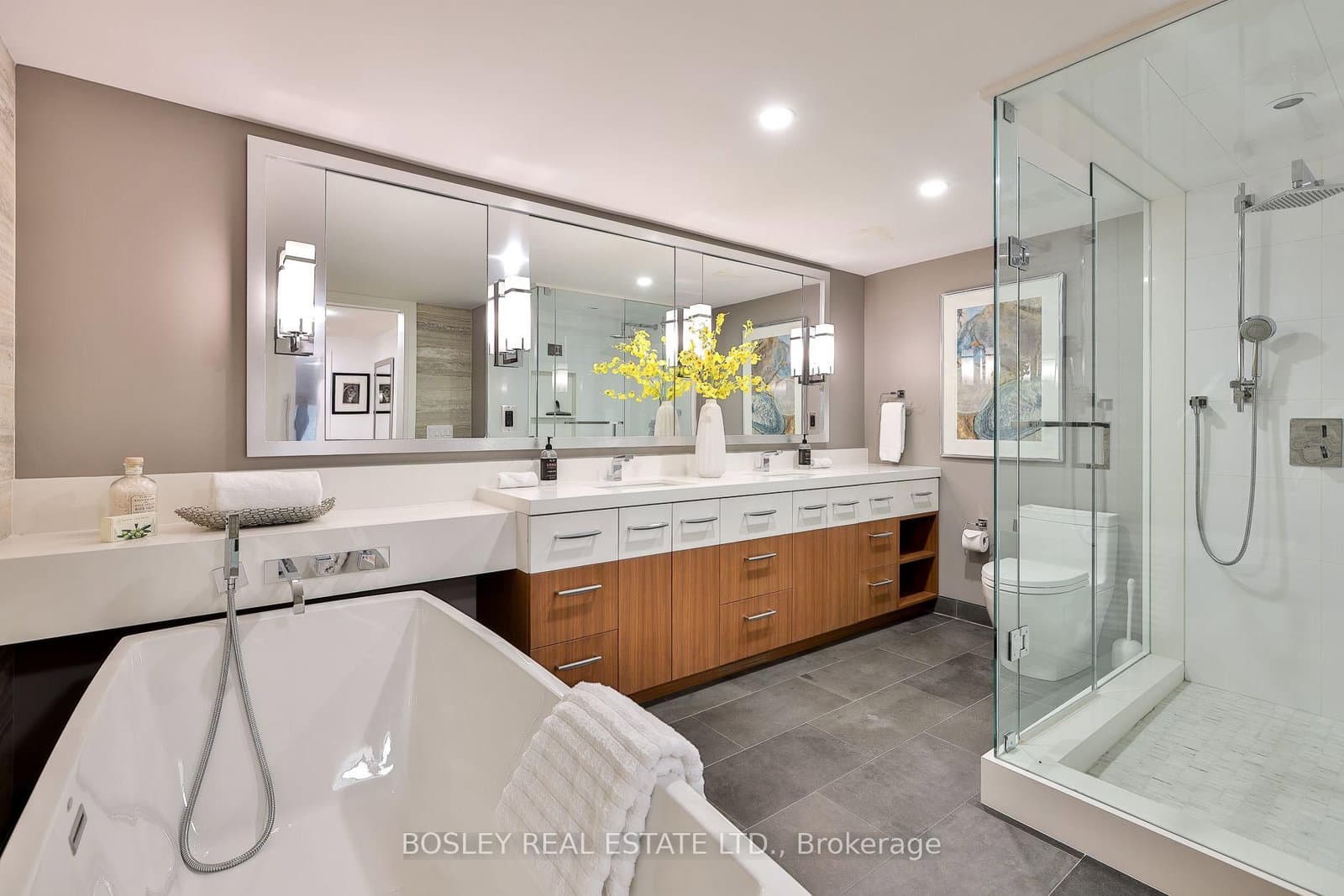 40 Oaklands Avenue, Unit 107 thumbnail 27