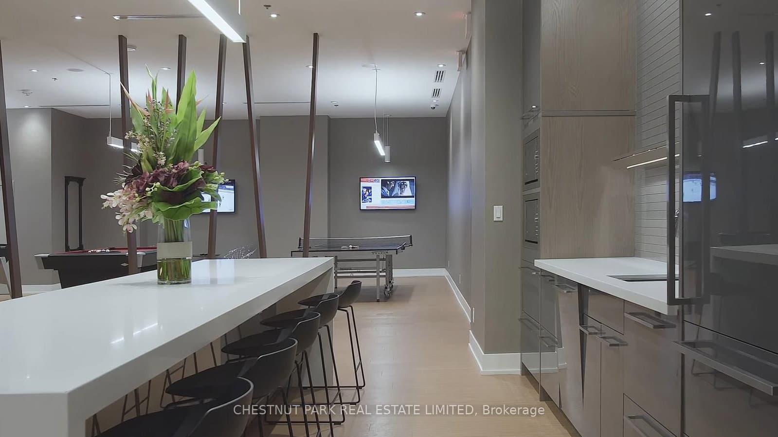 111 St Clair Avenue W, Unit 320 thumbnail 29