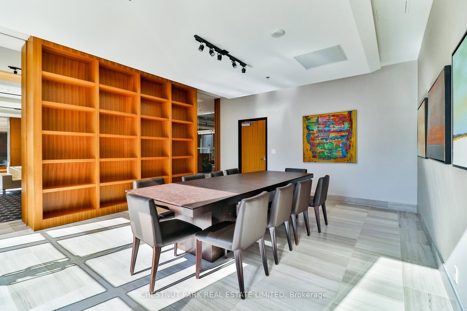111 St Clair Avenue W, Unit 320 thumbnail 33