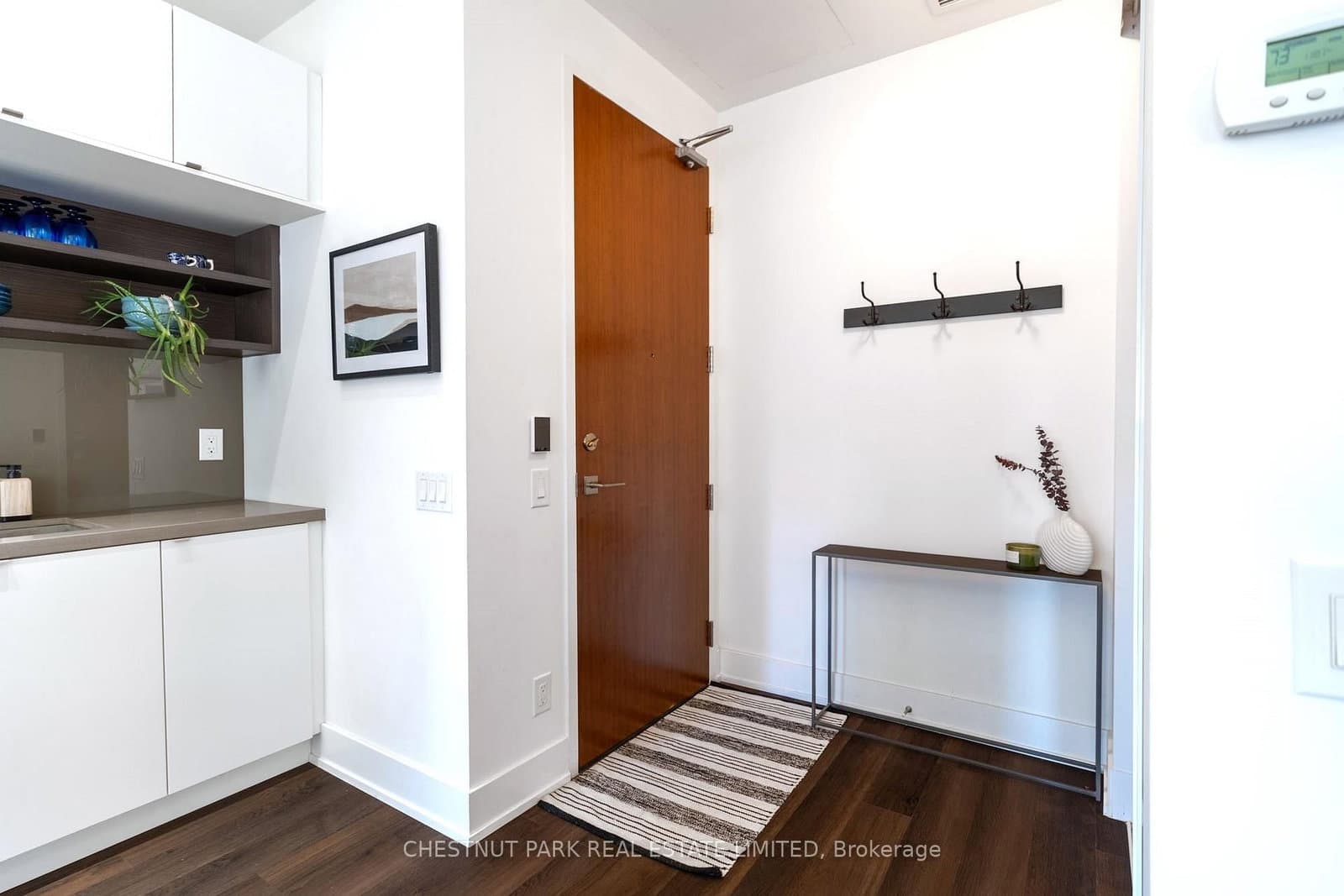 111 St Clair Avenue W, Unit 320 thumbnail 4