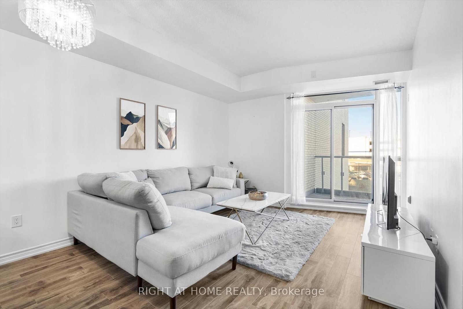 70 Forest Manor Road, Unit 217 thumbnail 3
