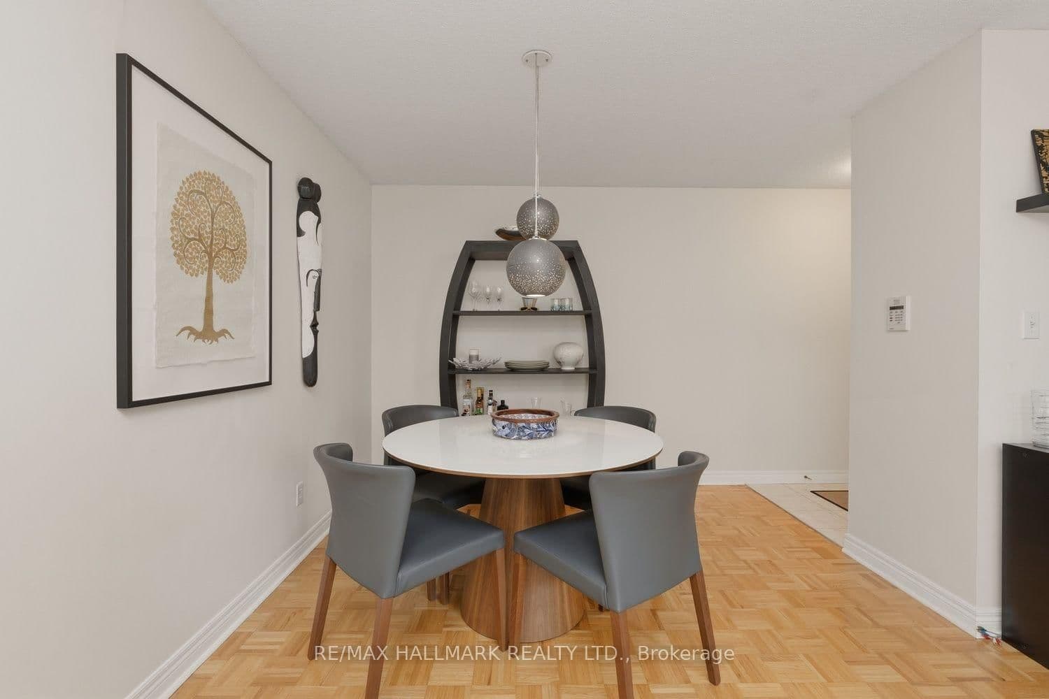 43 Eglinton Avenue E, Unit 310 thumbnail 12